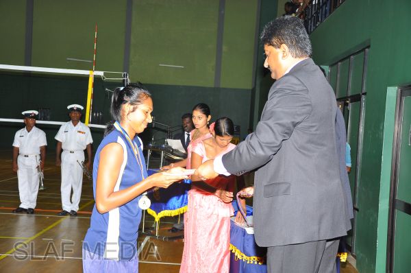 ආරක්ෂක සේවා අත් පන්දු ශූරතාවය ගුවන් හමුදාවට