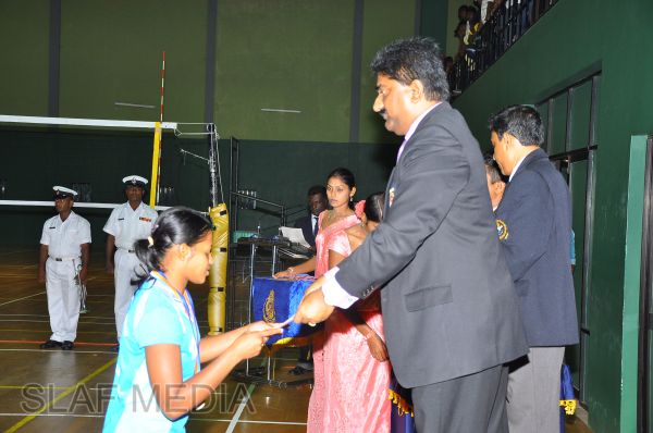 ආරක්ෂක සේවා අත් පන්දු ශූරතාවය ගුවන් හමුදාවට