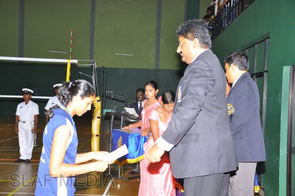 ආරක්ෂක සේවා අත් පන්දු ශූරතාවය ගුවන් හමුදාවට