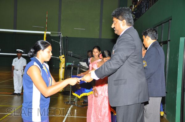 ආරක්ෂක සේවා අත් පන්දු ශූරතාවය ගුවන් හමුදාවට