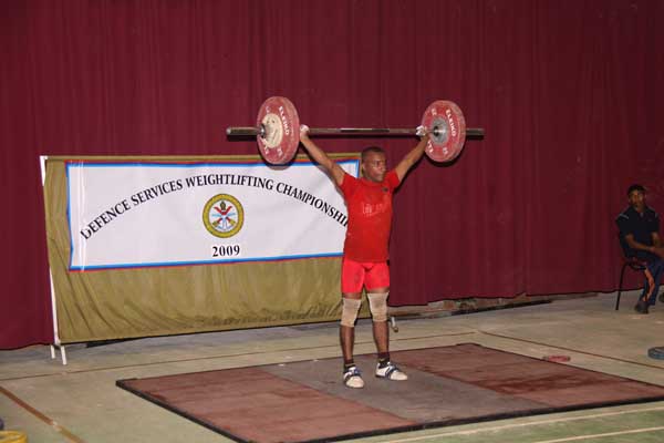 Airmen Wijerathna Sets a New Record as SLAF win Defence Services Weight Lifting Championship Airmen Wijerathna Sets a New Record as SLAF win Defence Services Weight Lifting Championship