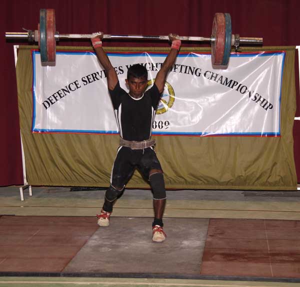 Airmen Wijerathna Sets a New Record as SLAF win Defence Services Weight Lifting Championship Airmen Wijerathna Sets a New Record as SLAF win Defence Services Weight Lifting Championship