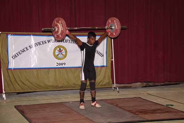 Airmen Wijerathna Sets a New Record as SLAF win Defence Services Weight Lifting Championship Airmen Wijerathna Sets a New Record as SLAF win Defence Services Weight Lifting Championship