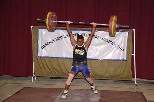 Airmen Wijerathna Sets a New Record as SLAF win Defence Services Weight Lifting Championship Airmen Wijerathna Sets a New Record as SLAF win Defence Services Weight Lifting Championship
