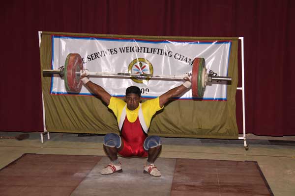 Airmen Wijerathna Sets a New Record as SLAF win Defence Services Weight Lifting Championship Airmen Wijerathna Sets a New Record as SLAF win Defence Services Weight Lifting Championship