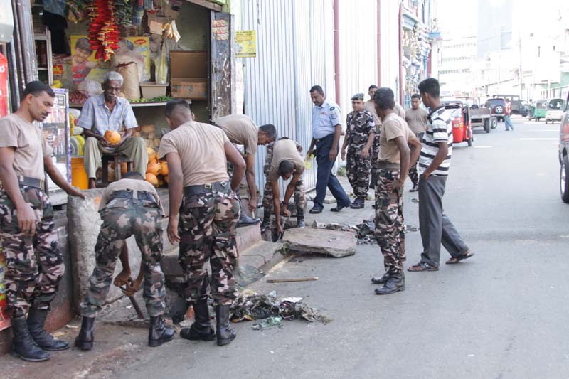 ඩෙංගු උවදුර මුළුමනින්ම තුරන් කිරීම සදහා ගුවන් හමුදාවේ දායකත්වය