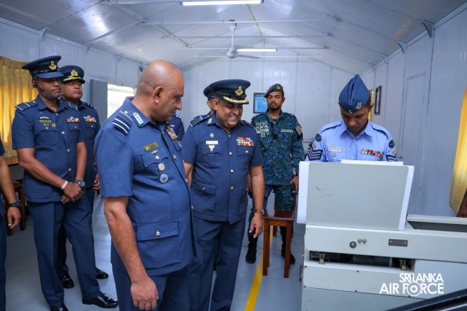 COMMANDER’S INSPECTION AT SLAF TRADE TRAINING SCHOOL EKALA