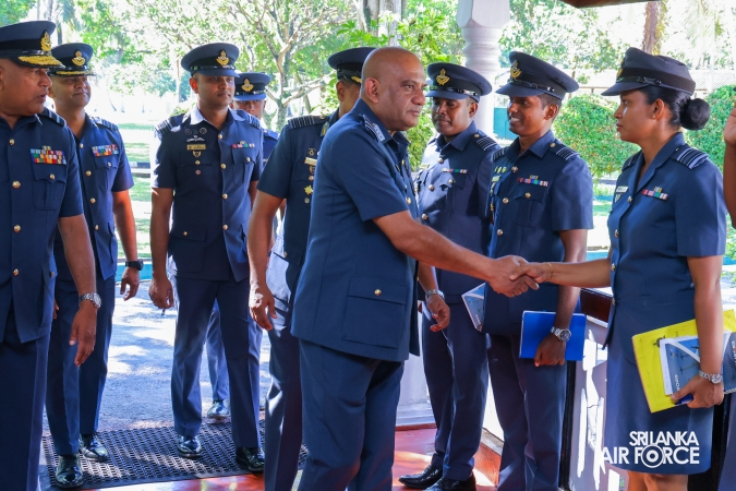 COMMANDER’S INSPECTION AT SLAF TRADE TRAINING SCHOOL EKALA