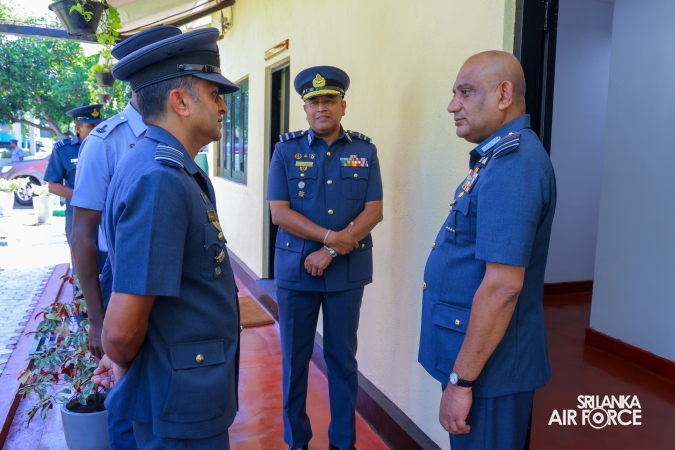 COMMANDER’S INSPECTION AT SLAF TRADE TRAINING SCHOOL EKALA