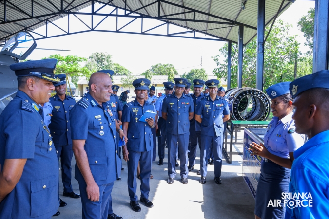 COMMANDER’S INSPECTION AT SLAF TRADE TRAINING SCHOOL EKALA