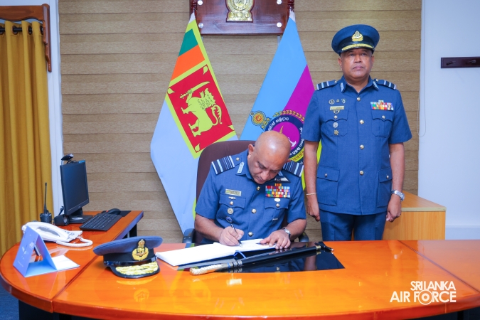 COMMANDER’S INSPECTION AT SLAF TRADE TRAINING SCHOOL EKALA