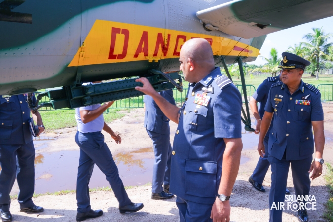 COMMANDER’S INSPECTION AT SLAF TRADE TRAINING SCHOOL EKALA