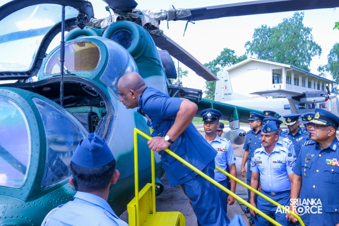 COMMANDER’S INSPECTION AT SLAF TRADE TRAINING SCHOOL EKALA