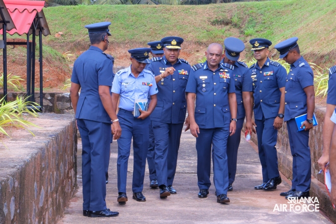 COMMANDER’S INSPECTION AT SLAF TRADE TRAINING SCHOOL EKALA