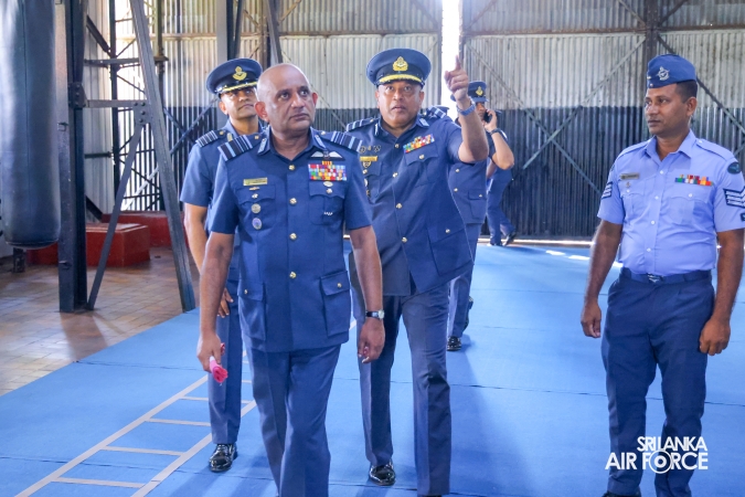 COMMANDER’S INSPECTION AT SLAF TRADE TRAINING SCHOOL EKALA