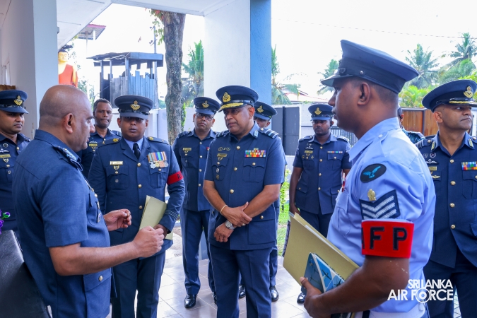 COMMANDER’S INSPECTION AT SLAF TRADE TRAINING SCHOOL EKALA