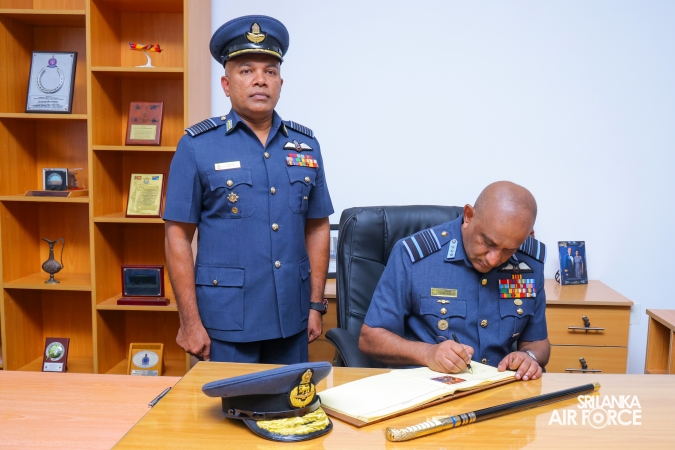 COMMANDER’S INSPECTION AT SLAF TRADE TRAINING SCHOOL EKALA