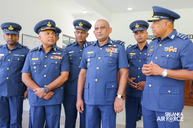 COMMANDER’S INSPECTION AT SLAF TRADE TRAINING SCHOOL EKALA