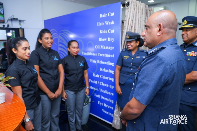 COMMANDER’S INSPECTION AT SLAF TRADE TRAINING SCHOOL EKALA