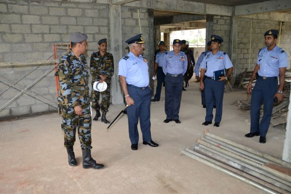 Commander Inspects Queen Elizabeth Plaza Shopping Complex at Nuwara Eliya