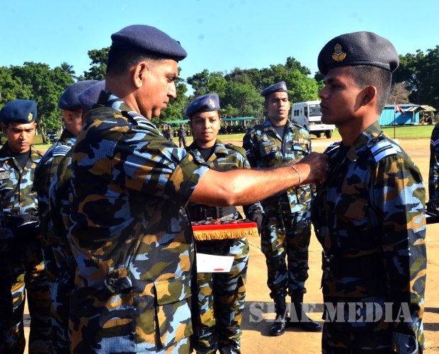 Badge Awarding Ceremony of EOD Basic Courses SLAF Station Palavi