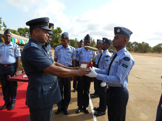 SLAF Produces Another Batch of EOD Qualified Personnel