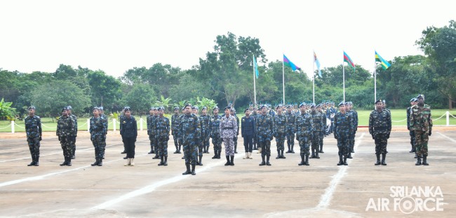 CERTIFICATE AND BADGE AWARDING CEREMONY OF NO.45 OFFICERS, NO.05
FOREIGN OFFICER, NO.61 AIRMEN AND NO.36 NAVY PERSONNEL EOD BAS