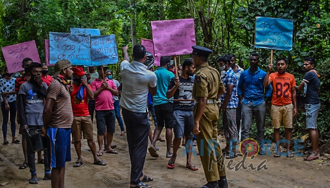 SLAF
REGIMENT OFFICER CADETS TAKE PART IN A JOINT EXERCISE WITH SL ARMY
OFFICER CADETS