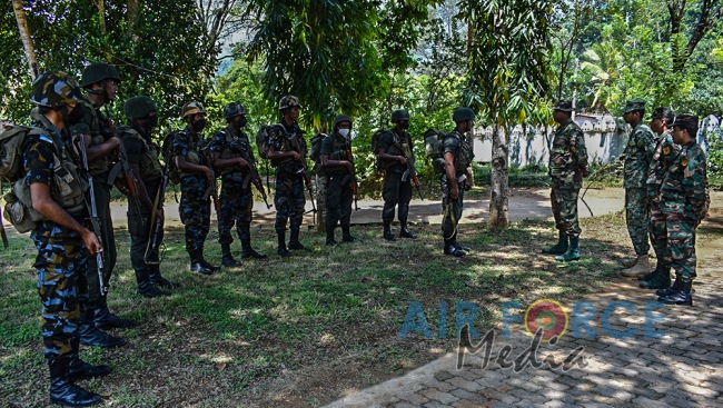 SLAF
REGIMENT OFFICER CADETS TAKE PART IN A JOINT EXERCISE WITH SL ARMY
OFFICER CADETS