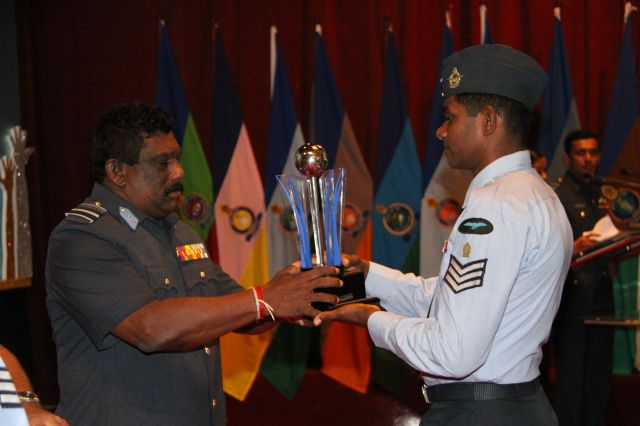 excellence_award_2010
