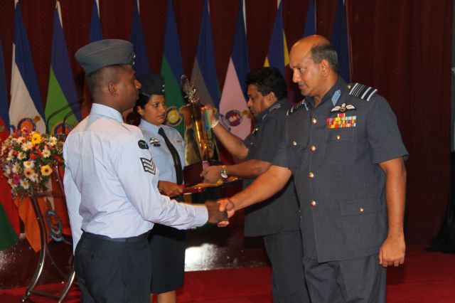 excellence_award_2010