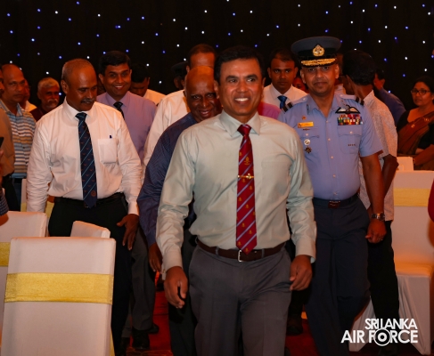 COMMANDER
ADDRESSES ANNUAL GENERAL MEETING OF SLAF EX-SERVICEMEN ASSOCIATION