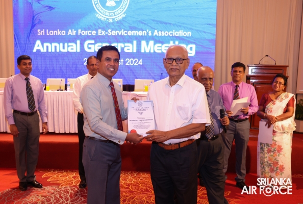 COMMANDER
ADDRESSES ANNUAL GENERAL MEETING OF SLAF EX-SERVICEMEN ASSOCIATION