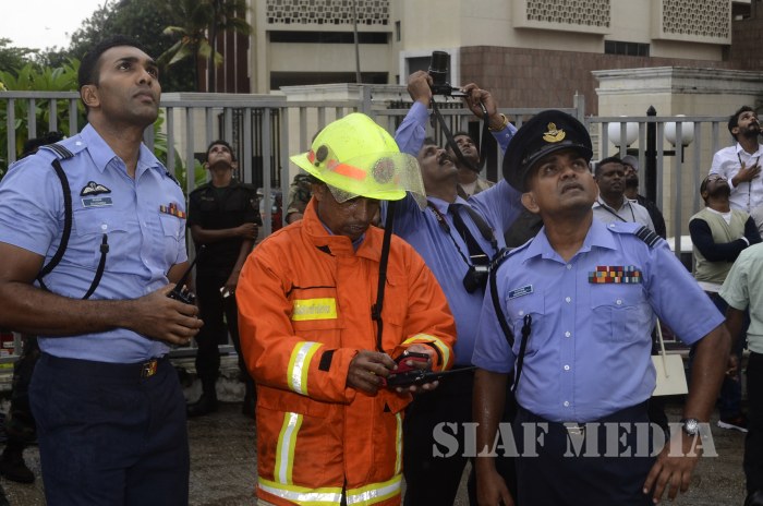 SLAF Assists to Conduct Fire Drill at Bank of Ceylon