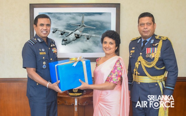 AIR VICE MARSHAL T A D R SENANAYAKE BIDS ADIEU TO THE
SRI LANKA AIR FORCE