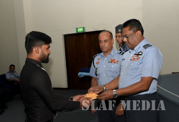 SLAF Felicitates its Angampora Display Team