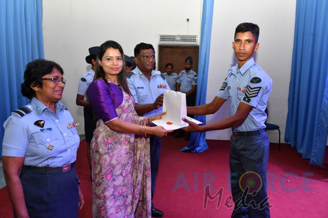 Closing Ceremony of the 6th Batch of Finishing School