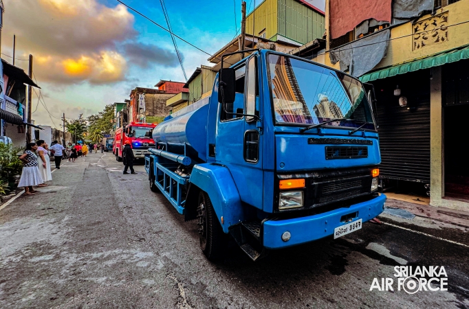 SLAF ASSISTS TO DOUSE THE FIRE AT VAUXHALL STREET