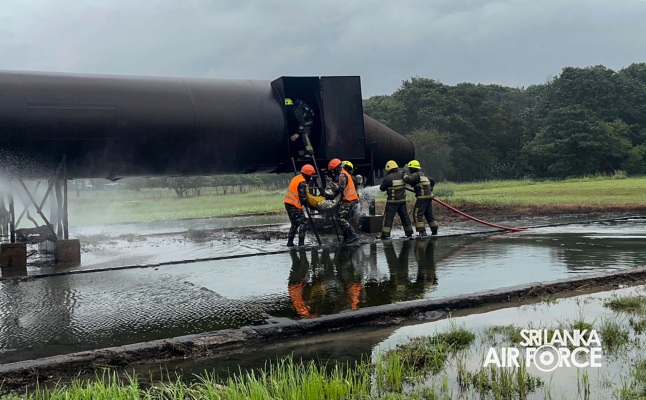 SLAF FIRE AND
RESCUE SERVICE SUCCESSFULLY CONDUCTED A AIRCRAFT FIRE DRILL AT THE
BANDARANAIKE INTERNATIONAL AIRPORT