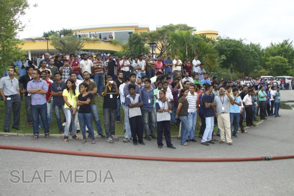 මිලේනියම් ඉන්ෆොර්මේෂන් ගොඩනැගිල්ලේදී ගිණි නිවීමේ හා ජීවිත ගලවා ගැනීමේ පුහුණු වැඩසටහන සාර්ථකව නිමකෙරේ