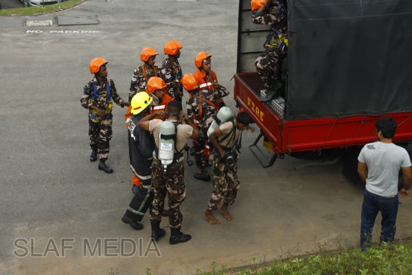 මිලේනියම් ඉන්ෆොර්මේෂන් ගොඩනැගිල්ලේදී ගිණි නිවීමේ හා ජීවිත ගලවා ගැනීමේ පුහුණු වැඩසටහන සාර්ථකව නිමකෙරේ