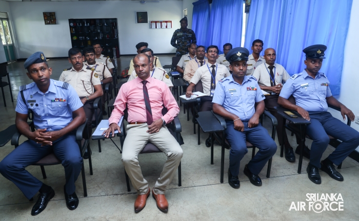 SLAF FIRE SCHOOL TRAINS COMMERCIAL BANK SECURITY OFFICERS ON FIRE AWARENESS