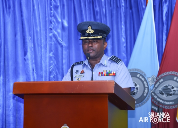 SLAF FIRE SCHOOL TRAINS COMMERCIAL BANK SECURITY OFFICERS ON FIRE AWARENESS