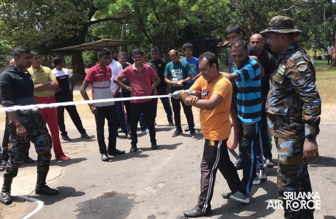 SLAF FIRE SCHOOL TRAINS COMMERCIAL BANK SECURITY OFFICERS ON FIRE AWARENESS