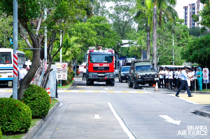 SLAF FIRE SERVICE CONDUCTED EMERGENCY EVACUATION DRILL AT LANKA HOSPITALS CORPORATION PLC NARAHENPITA