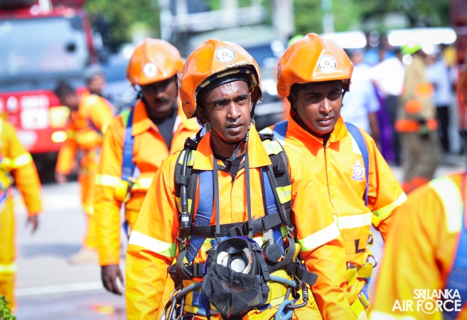 SLAF FIRE SERVICE CONDUCTED EMERGENCY EVACUATION DRILL AT LANKA HOSPITALS CORPORATION PLC NARAHENPITA