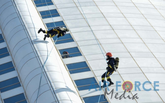 SLAF Firefighters Assists to Conduct Fire and Rescue Drill at BOC Head Office Building