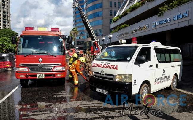 SLAF Firefighters Assists to Conduct Fire and Rescue Drill at BOC Head Office Building
