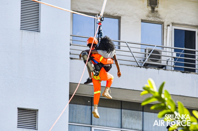 SLAF ASSIST TO CONDUCT FIRE AND RESCUE DRILL AT THE LANKA HOSPITALS CORPORATION