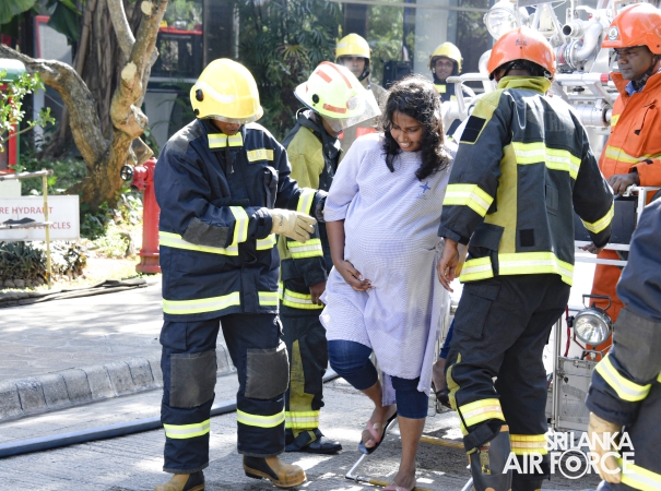 SLAF ASSIST TO CONDUCT FIRE AND RESCUE DRILL AT THE LANKA HOSPITALS CORPORATION